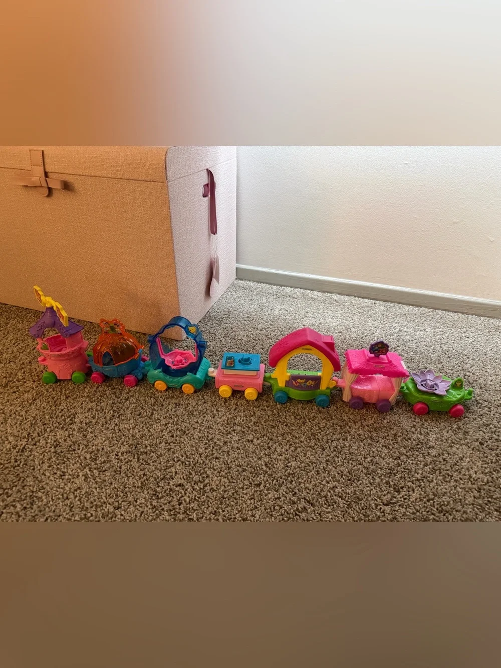 Little people fisher price Disney princess parade float